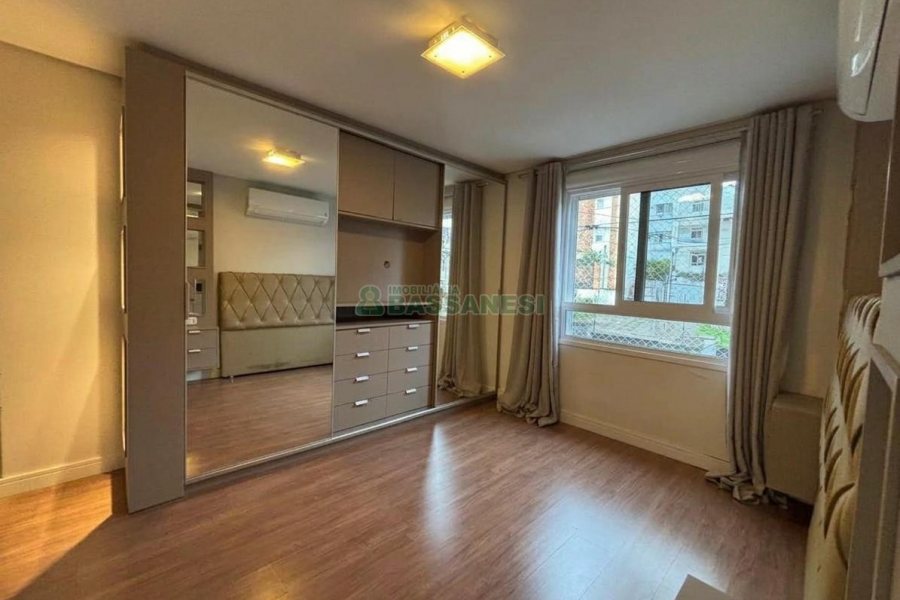 Apartamento com 92m², 3 dormitórios, 2 vagas, no bairro Cinqüentenário em Caxias do Sul para Alugar