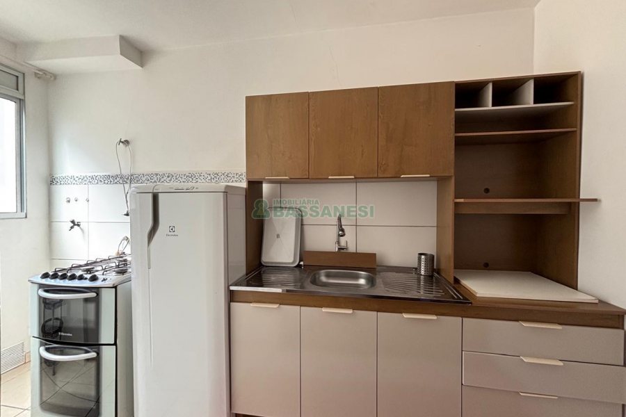 Apartamento com 42m², 2 dormitórios, 1 vaga, no bairro Bela Vista em Caxias do Sul para Alugar