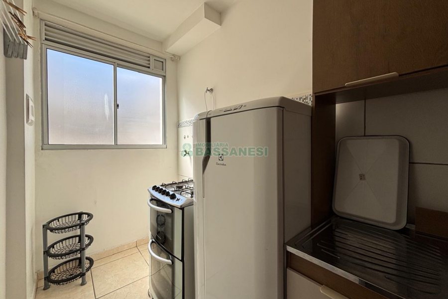 Apartamento com 42m², 2 dormitórios, 1 vaga, no bairro Bela Vista em Caxias do Sul para Alugar