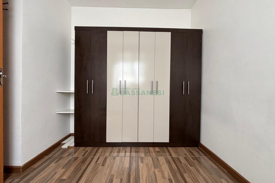 Apartamento com 42m², 2 dormitórios, 1 vaga, no bairro Bela Vista em Caxias do Sul para Alugar