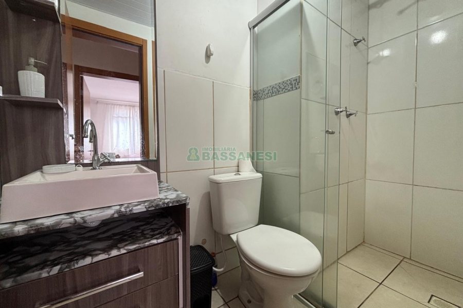 Apartamento com 42m², 2 dormitórios, 1 vaga, no bairro Bela Vista em Caxias do Sul para Alugar
