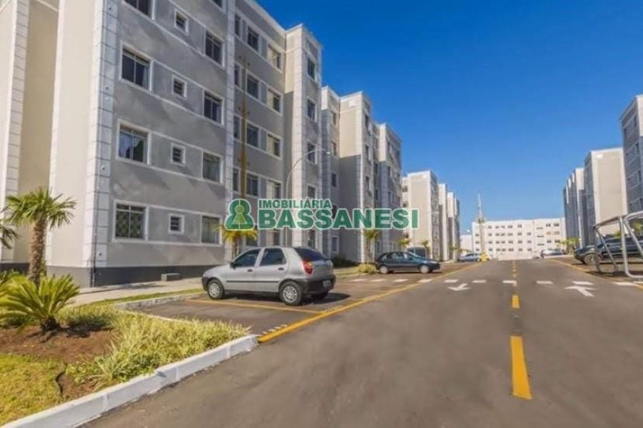 Apartamento com 42m², 2 dormitórios, 1 vaga, no bairro Bela Vista em Caxias do Sul para Alugar