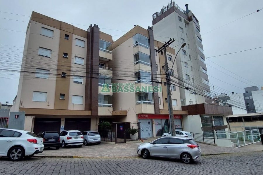 Apto Mobiliado com 148m², 2 dormitórios, 2 vagas, no bairro Jardim do Shopping em Caxias do Sul para Alugar