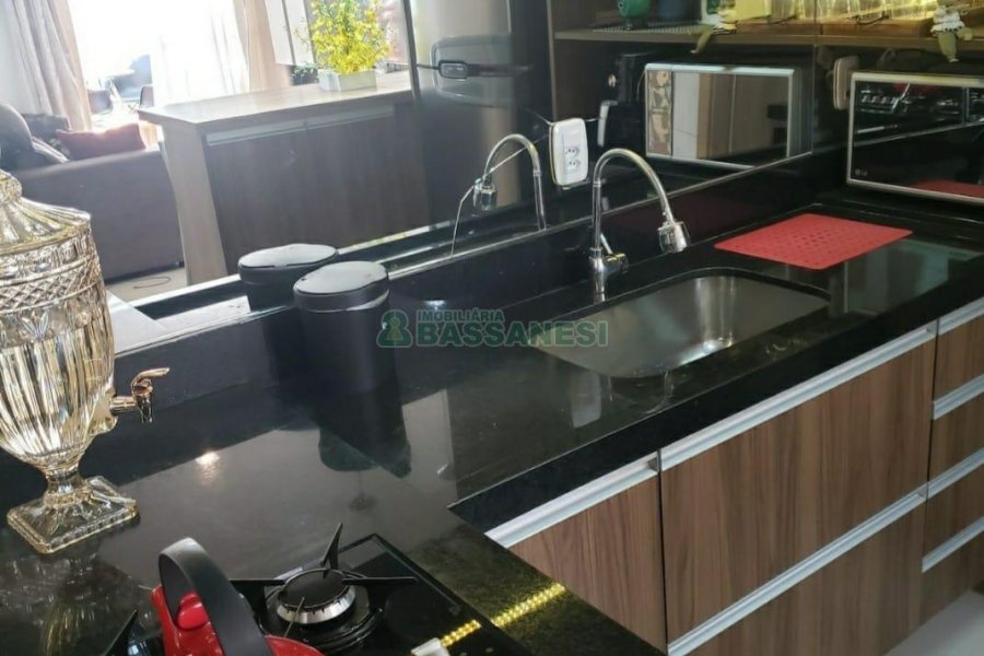 Apto Mobiliado com 148m², 2 dormitórios, 2 vagas, no bairro Jardim do Shopping em Caxias do Sul para Alugar