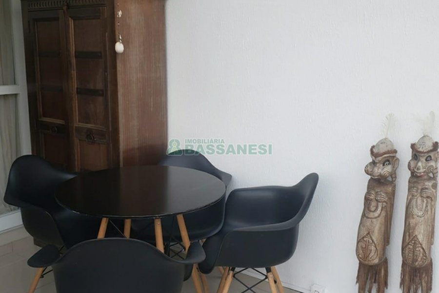 Apto Mobiliado com 148m², 2 dormitórios, 2 vagas, no bairro Jardim do Shopping em Caxias do Sul para Alugar