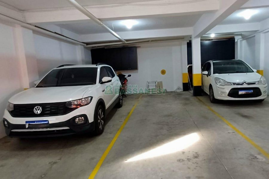 Apto Mobiliado com 148m², 2 dormitórios, 2 vagas, no bairro Jardim do Shopping em Caxias do Sul para Alugar