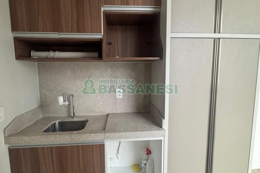 Sala com 60m², 1 vaga, no bairro São Pelegrino em Caxias do Sul para Alugar