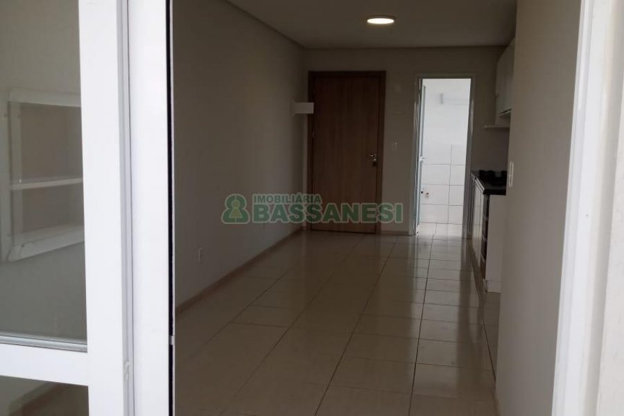 Apartamento com 55m², 2 dormitórios, 1 vaga, no bairro Cidade Nova em Caxias do Sul para Comprar