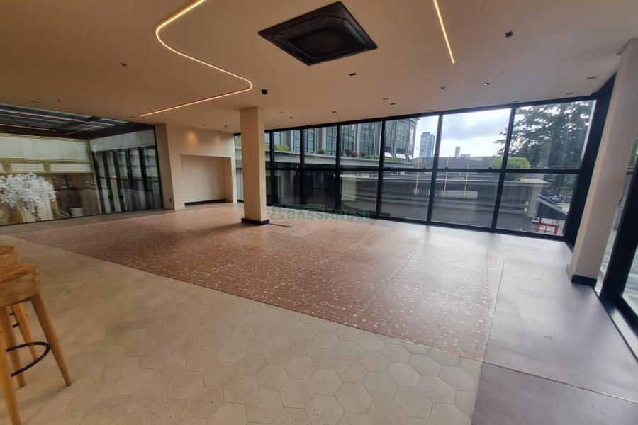 Sobreloja com 80m², no bairro Exposição em Caxias do Sul para Alugar