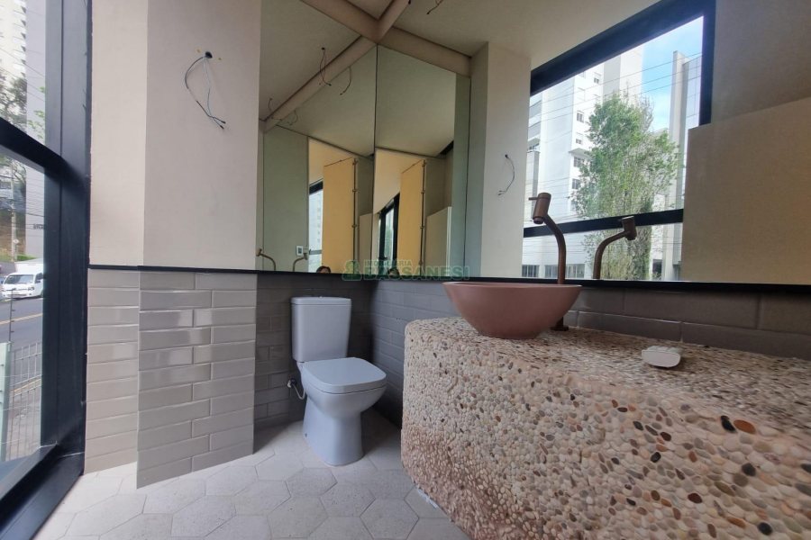 Sobreloja com 80m², no bairro Exposição em Caxias do Sul para Alugar