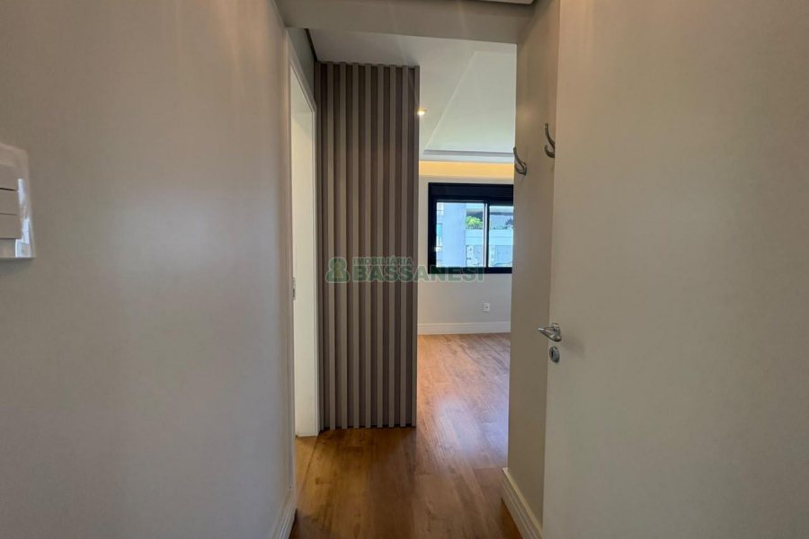 Apartamento com 110m², 2 dormitórios, 2 vagas, no bairro São Pelegrino em Caxias do Sul para Alugar
