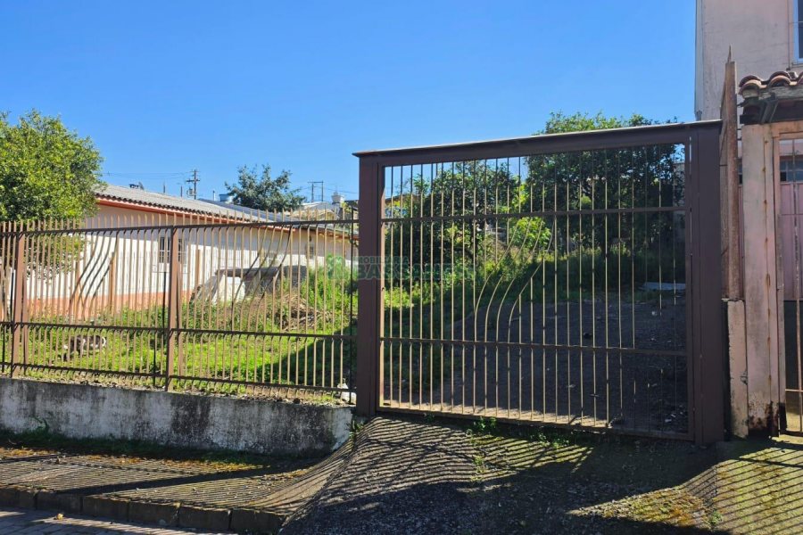 Terreno, no bairro Desvio Rizzo em Caxias do Sul para Comprar