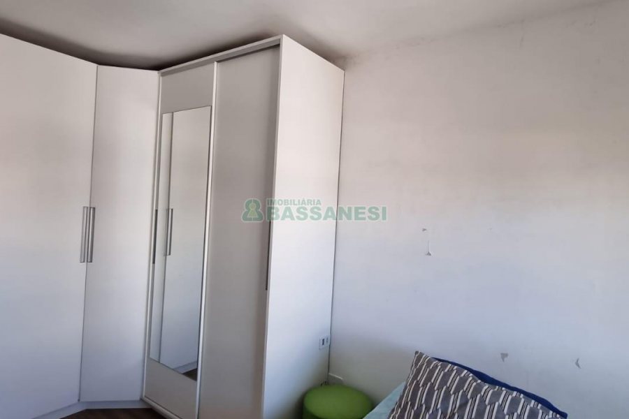 Apartamento com 60m², 2 dormitórios, 1 vaga, no bairro Santa Lúcia em Caxias do Sul para Comprar