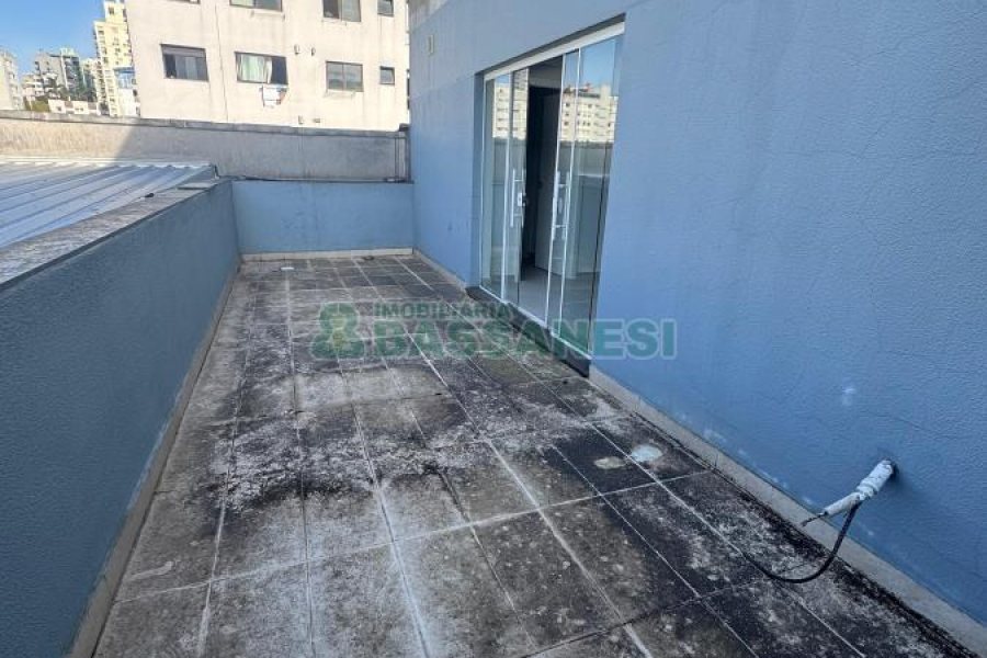 Sala com 130m², no bairro Lourdes em Caxias do Sul para Alugar