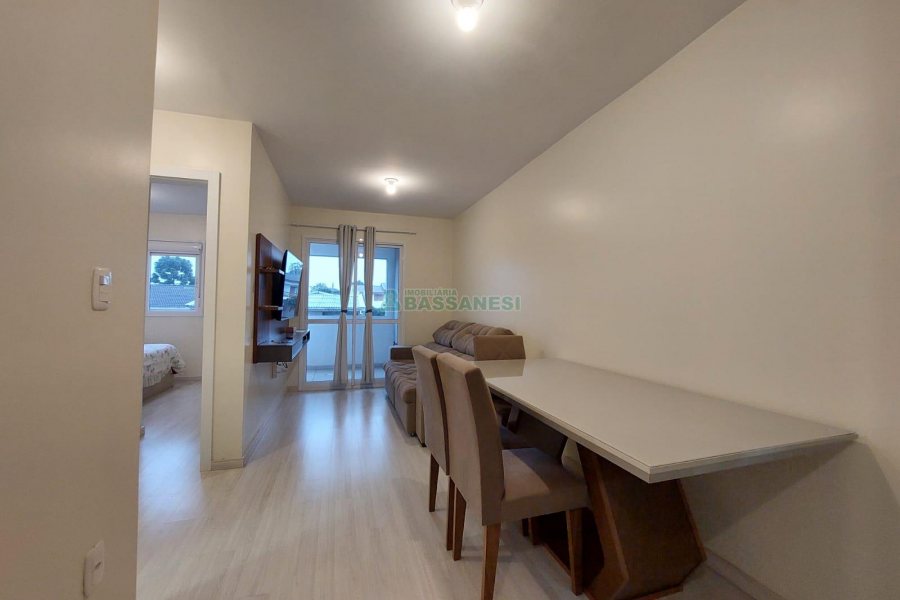 Apto Mobiliado com 57m², 2 dormitórios, 1 vaga, no bairro Santa Catarina em Caxias do Sul para Alugar