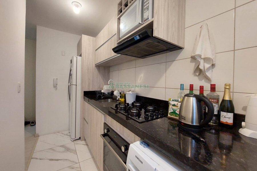 Apto Mobiliado com 57m², 2 dormitórios, 1 vaga, no bairro Santa Catarina em Caxias do Sul para Alugar