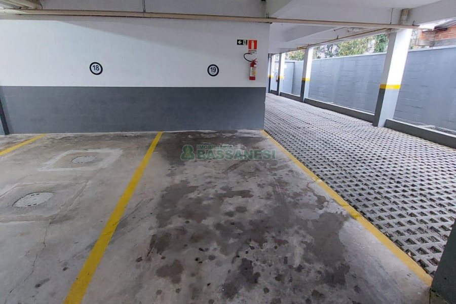 Apto Mobiliado com 57m², 2 dormitórios, 1 vaga, no bairro Santa Catarina em Caxias do Sul para Alugar