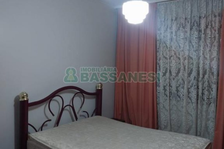 Apto Mobiliado com 105m², 2 dormitórios, 1 vaga, no bairro São Pelegrino em Caxias do Sul para Alugar