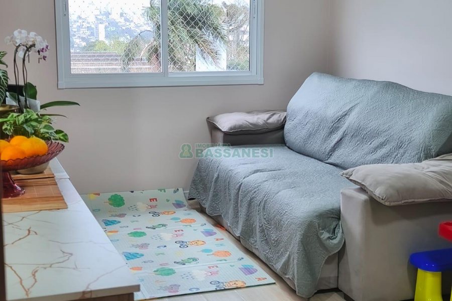 Apartamento com 56m², 2 dormitórios, 1 vaga, no bairro Salgado Filho em Caxias do Sul para Comprar