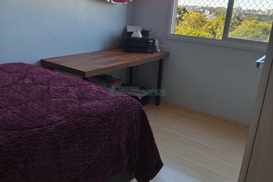 Apartamento com 56m², 2 dormitórios, 1 vaga, no bairro Salgado Filho em Caxias do Sul para Comprar