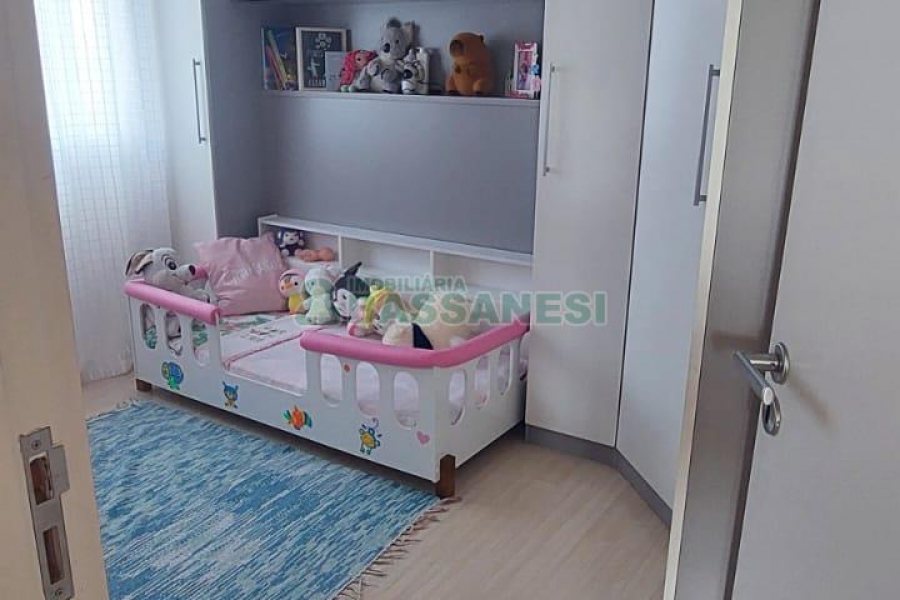 Apartamento com 56m², 2 dormitórios, 1 vaga, no bairro Salgado Filho em Caxias do Sul para Comprar