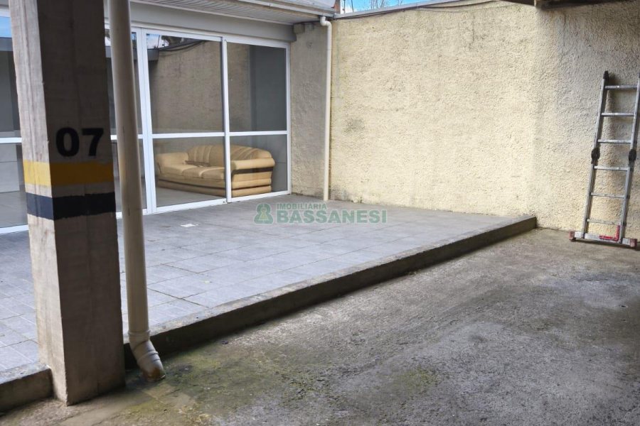 Apartamento com 56m², 2 dormitórios, 1 vaga, no bairro Salgado Filho em Caxias do Sul para Comprar