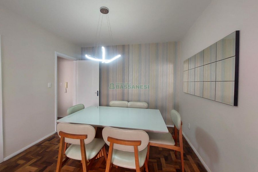 Apto Mobiliado com 121m², 3 dormitórios, 1 vaga, no bairro São Pelegrino em Caxias do Sul para Alugar