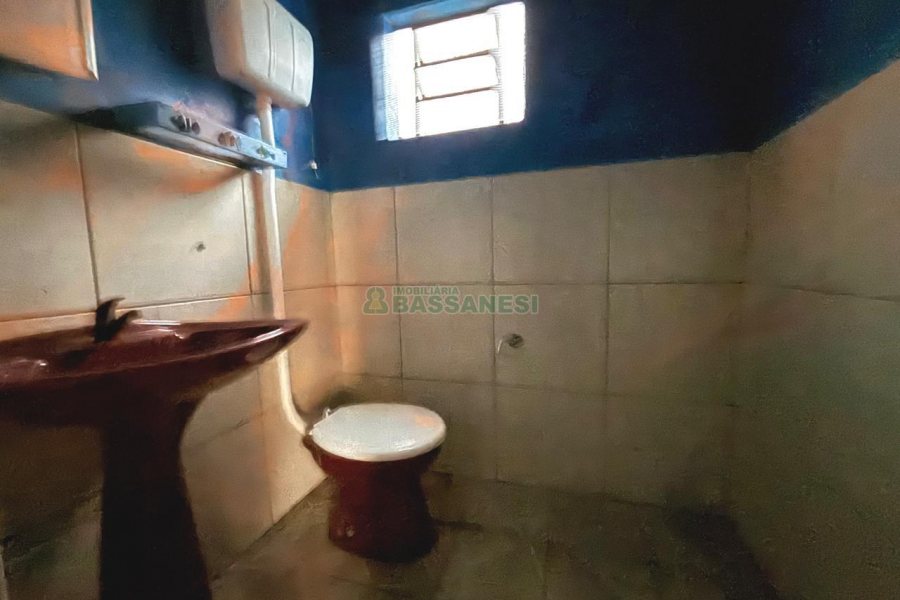 Casa com 52m², 2 dormitórios, no bairro Rio Branco em Caxias do Sul para Alugar