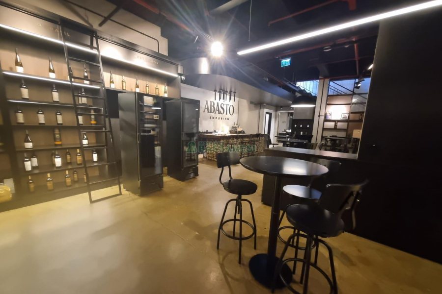 Loja com 400m², no bairro Exposição em Caxias do Sul para Alugar