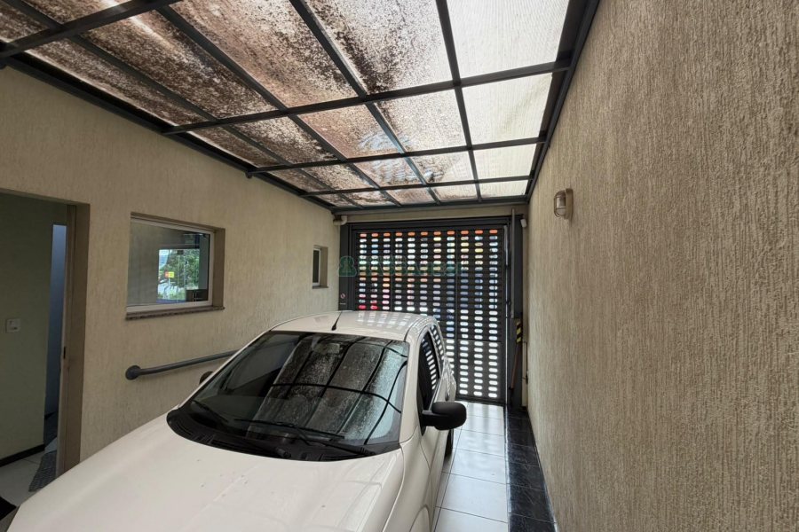Predio com 1004m², 10 vagas, no bairro Pio X em Caxias do Sul para Alugar ou Comprar