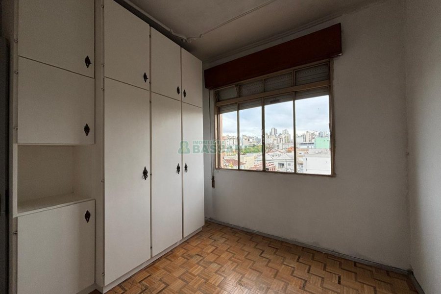 Apartamento com 110m², 3 dormitórios, no bairro Centro em Caxias do Sul para Alugar