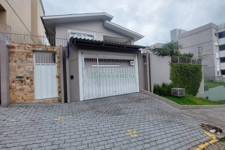 Casa com 200m², 3 dormitórios, 3 vagas, no bairro Jardim Eldorado em Caxias do Sul para Alugar