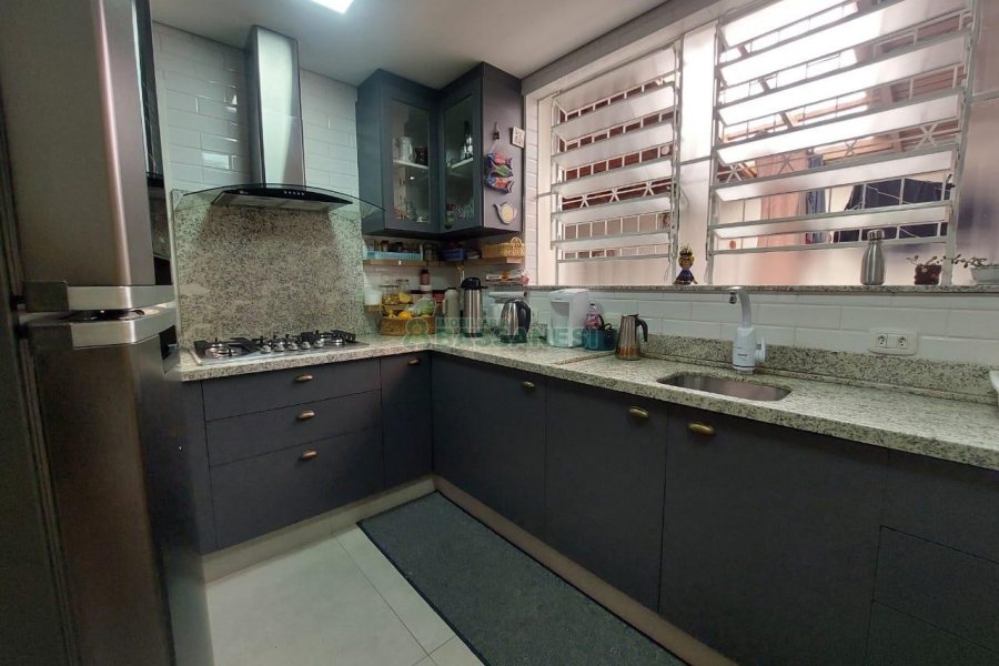 Casa com 200m², 3 dormitórios, 3 vagas, no bairro Jardim Eldorado em Caxias do Sul para Alugar