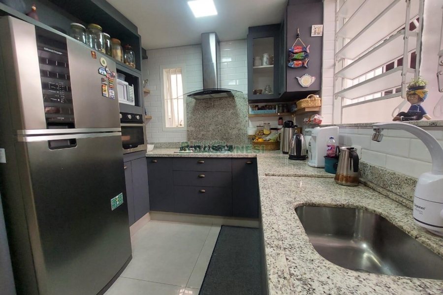 Casa com 200m², 3 dormitórios, 3 vagas, no bairro Jardim Eldorado em Caxias do Sul para Alugar