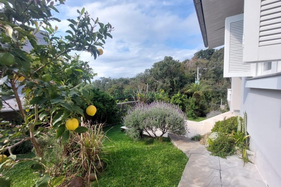 Casa com 200m², 3 dormitórios, 3 vagas, no bairro Jardim Eldorado em Caxias do Sul para Alugar
