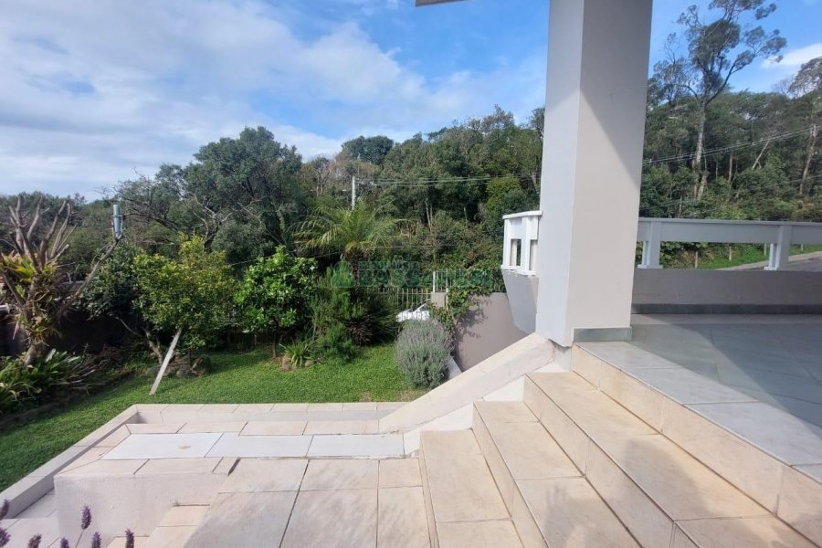Casa com 200m², 3 dormitórios, 3 vagas, no bairro Jardim Eldorado em Caxias do Sul para Alugar