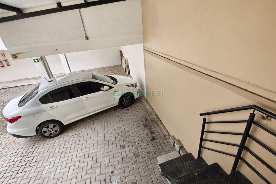 Apartamento com 110m², 3 dormitórios, 2 vagas, no bairro Centro em Caxias do Sul para Alugar
