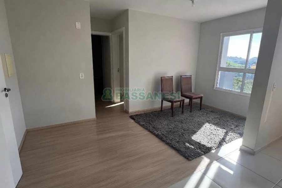 Apartamento com 42m², 2 dormitórios, 1 vaga, no bairro Desvio Rizzo em Caxias do Sul para Alugar