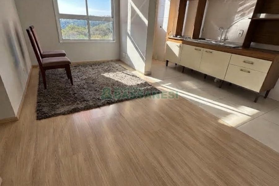 Apartamento com 42m², 2 dormitórios, 1 vaga, no bairro Desvio Rizzo em Caxias do Sul para Alugar