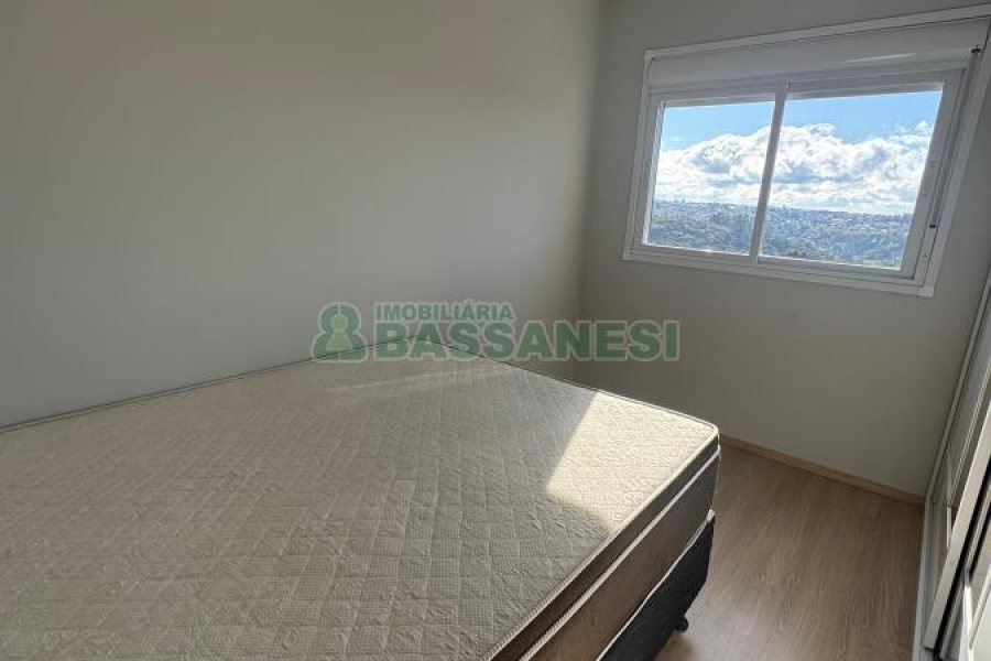 Apartamento com 42m², 2 dormitórios, 1 vaga, no bairro Desvio Rizzo em Caxias do Sul para Alugar