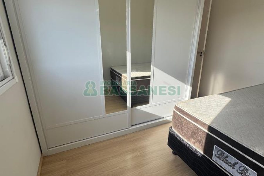 Apartamento com 42m², 2 dormitórios, 1 vaga, no bairro Desvio Rizzo em Caxias do Sul para Alugar