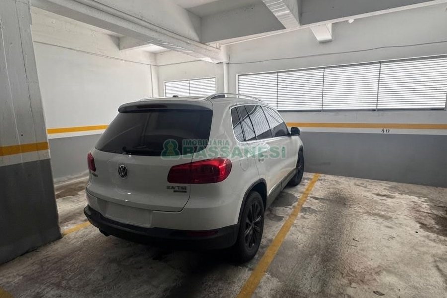 Apartamento com 42m², 2 dormitórios, 1 vaga, no bairro Desvio Rizzo em Caxias do Sul para Alugar