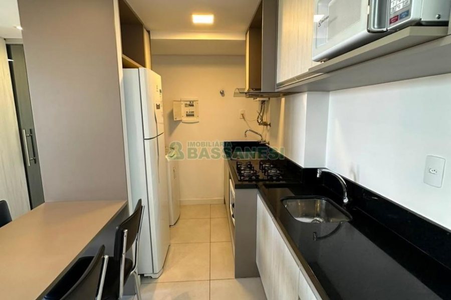 Apartamento com 38m², 1 dormitório, 1 vaga, no bairro Sanvitto em Caxias do Sul para Comprar