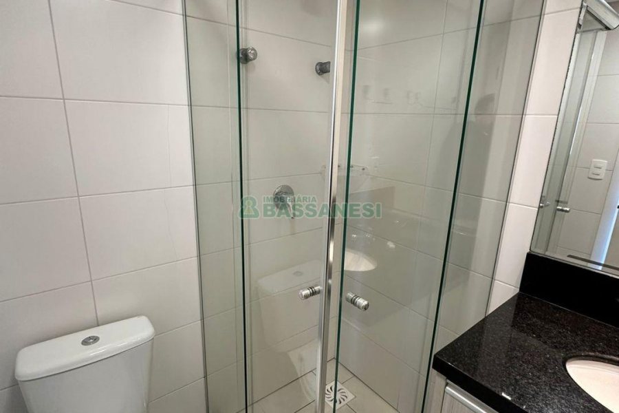 Apartamento com 38m², 1 dormitório, 1 vaga, no bairro Sanvitto em Caxias do Sul para Comprar
