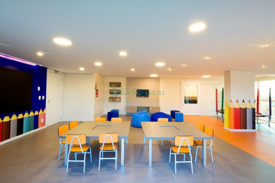 Apartamento com 38m², 1 dormitório, 1 vaga, no bairro Sanvitto em Caxias do Sul para Comprar