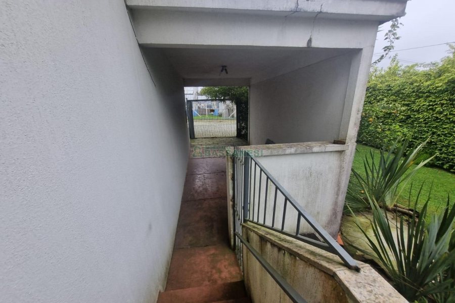 Casa Comercial com 380m², 2 vagas, no bairro Bela Vista em Caxias do Sul para Alugar