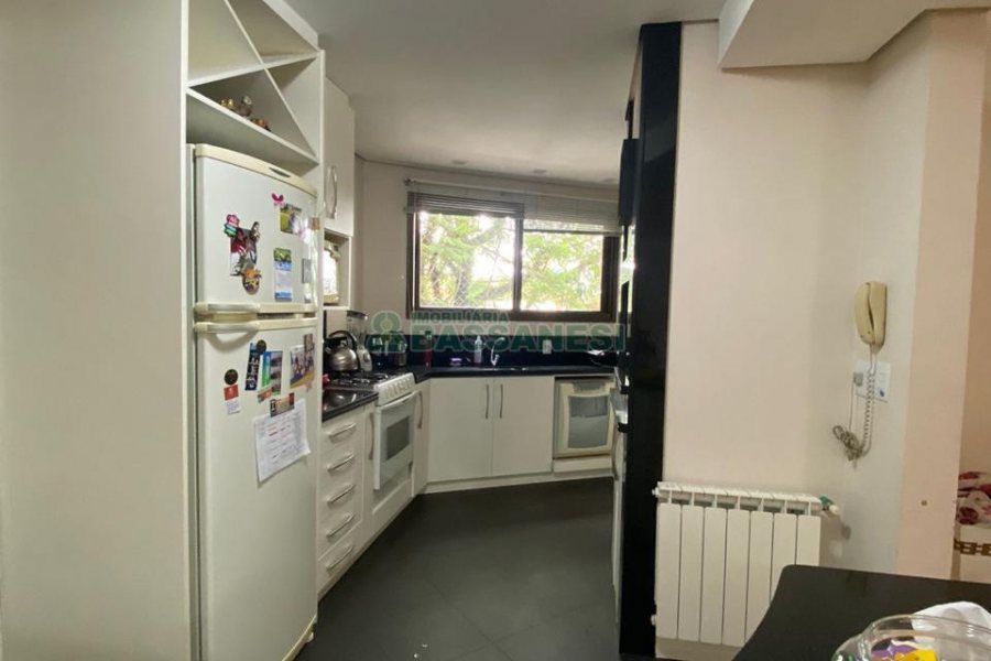 Apartamento com 150m², 3 dormitórios, 2 vagas, no bairro Lourdes em Caxias do Sul para Comprar
