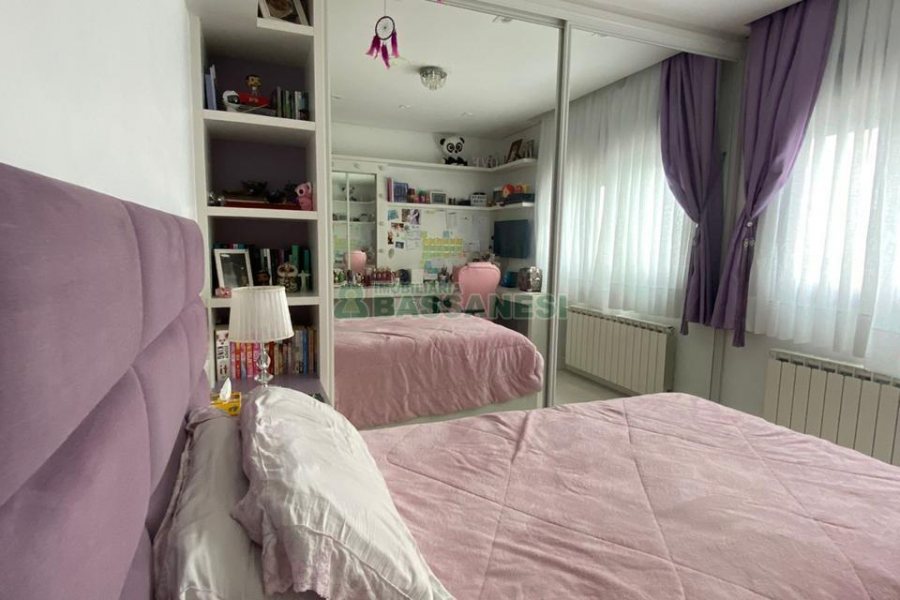 Apartamento com 150m², 3 dormitórios, 2 vagas, no bairro Lourdes em Caxias do Sul para Comprar