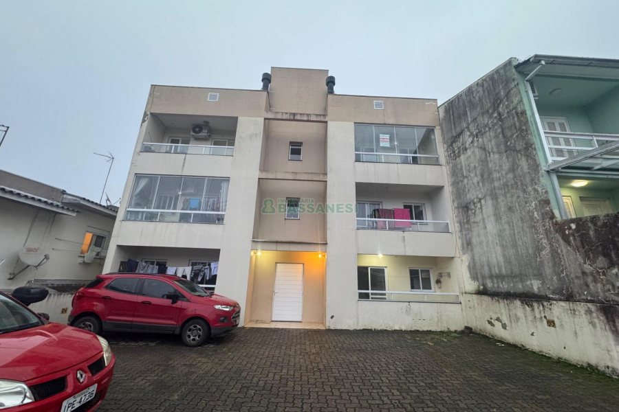Apartamento com 65m², 2 dormitórios, 1 vaga, no bairro Desvio Rizzo em Caxias do Sul para Alugar