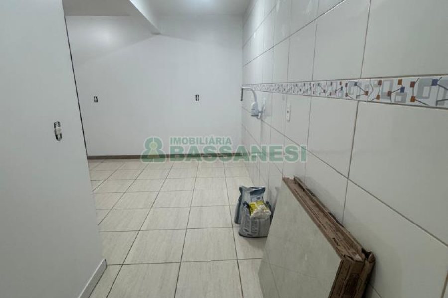 Apartamento com 65m², 2 dormitórios, 1 vaga, no bairro Desvio Rizzo em Caxias do Sul para Alugar